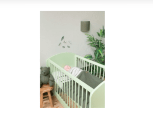Baby's Only seinälamppu Classic helmenharmaa Tyylikästä valaistusta vauvanhuoneen seinään. Lampunvarjostimessa on neulottu, sileä pinta.