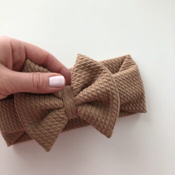 Leveä rusettipanta Elegant Caramel