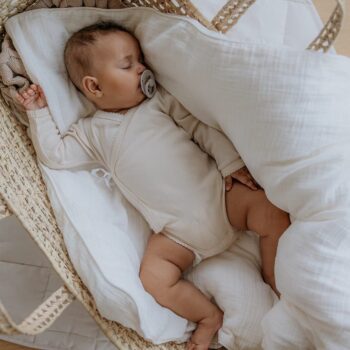 BIBS Cuddle Baby Bedding harsopussilakanasetti vauvalle, Muslin Ivory