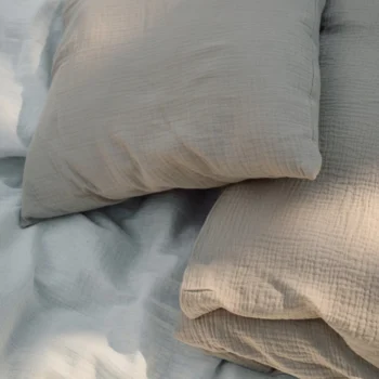 TISU vauvan pussilakanasetti, sävyssä beige.