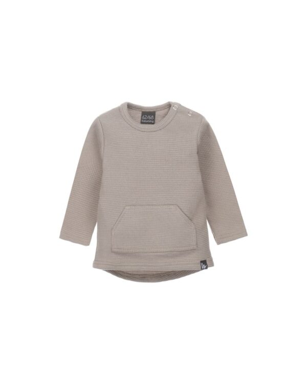 Tyylikäs paita sekä arkeen että juhlaan!