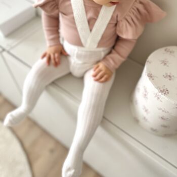 Laadukkaat ja pehmeät sukkahousut henkseleillä!