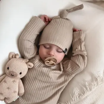 Babystyling solmupipo vauvalle, Rib Groovy